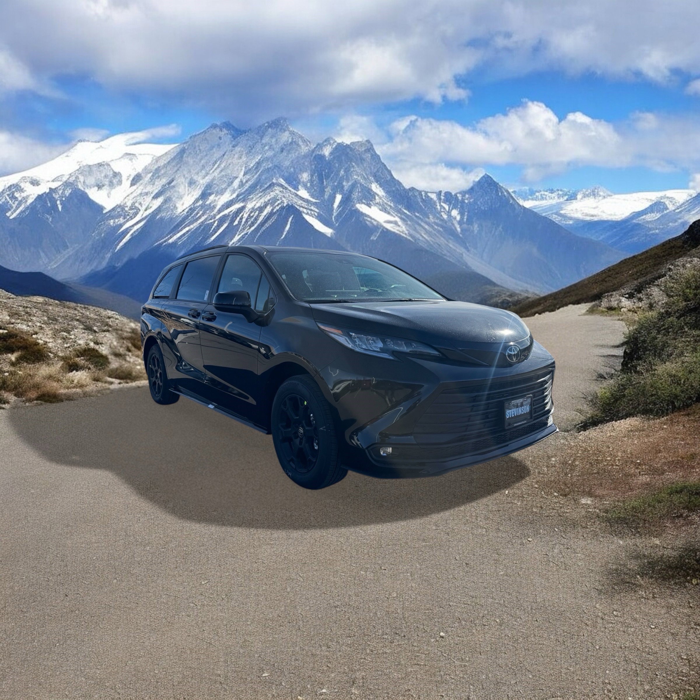 New 2026 Toyota Sienna XLE Woodland Edition AWD/4WD image 7