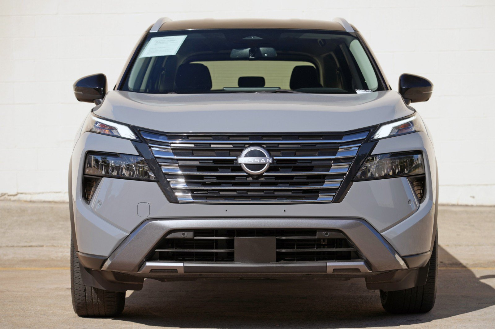 Used 2024 Nissan Rogue SL FWD image 6