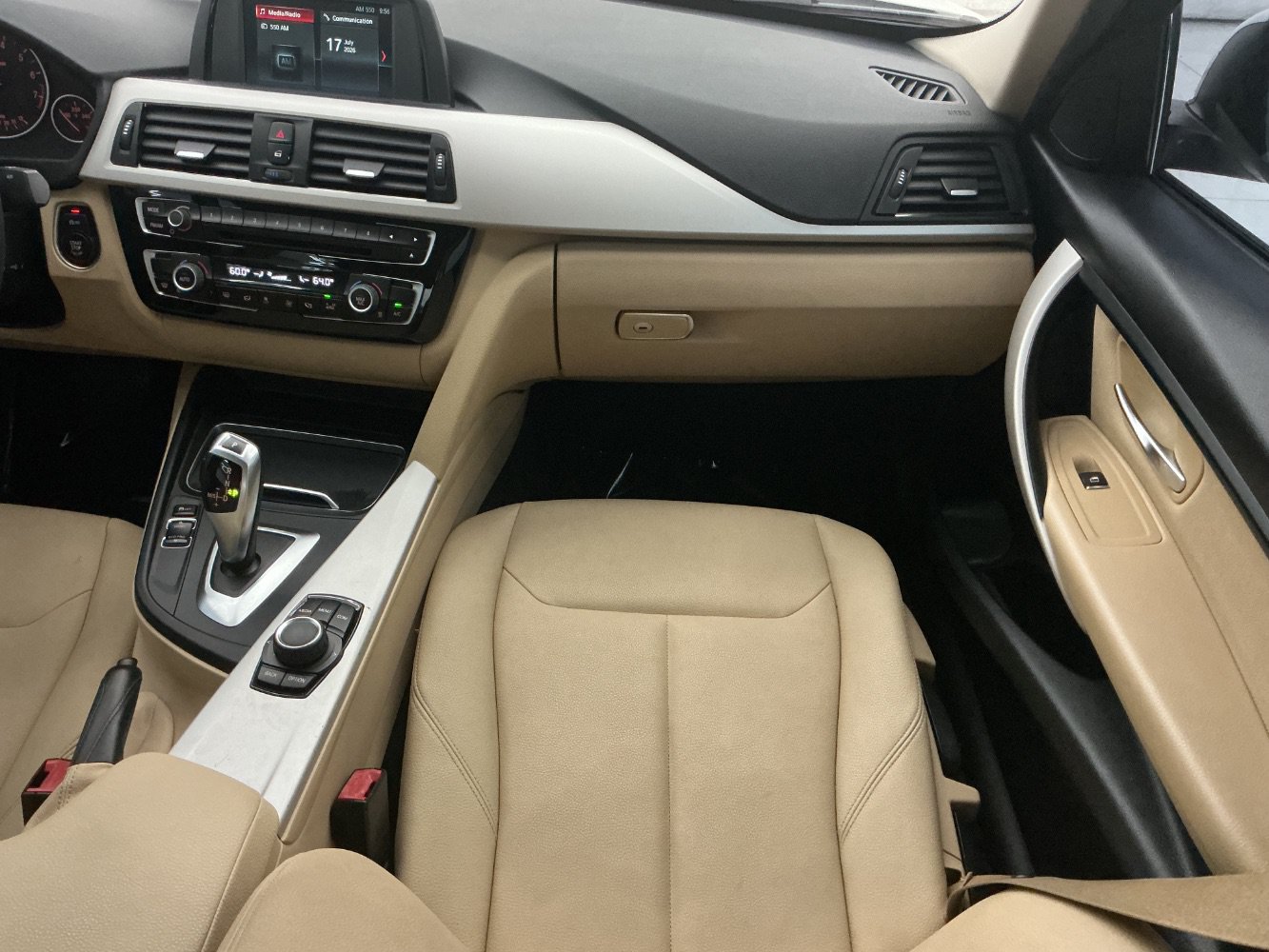 Used 2018 BMW 320i Sedan RWD image 28