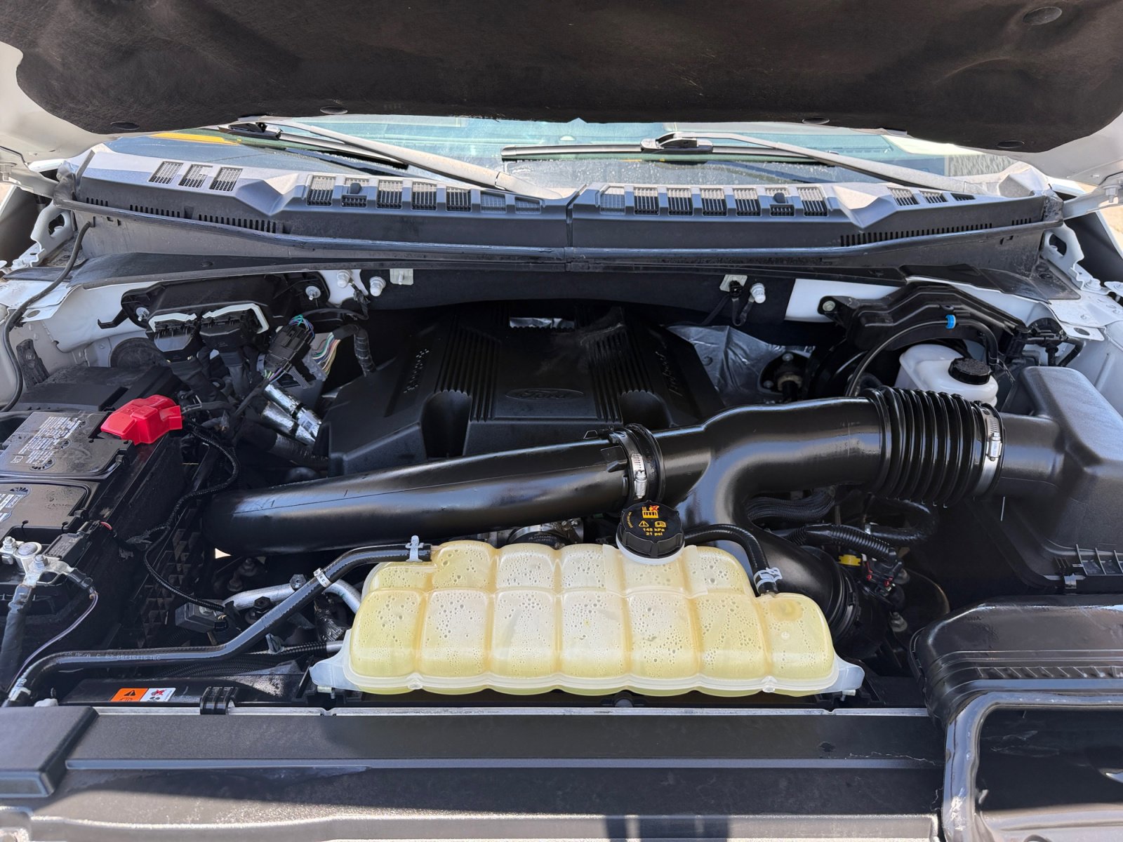 Used 2019 Ford F150 Lariat w/ Equipment Group 502A Luxury AWD/4WD image 31