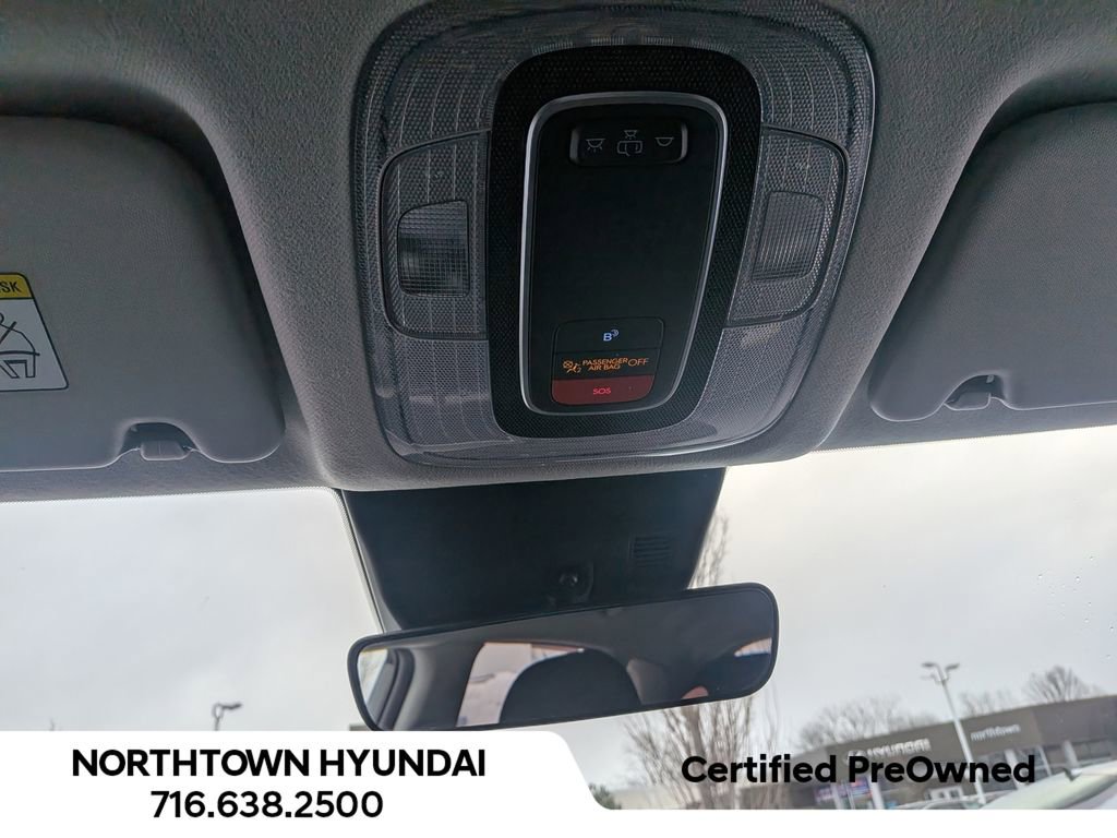 Used 2025 Hyundai Kona SEL image 25