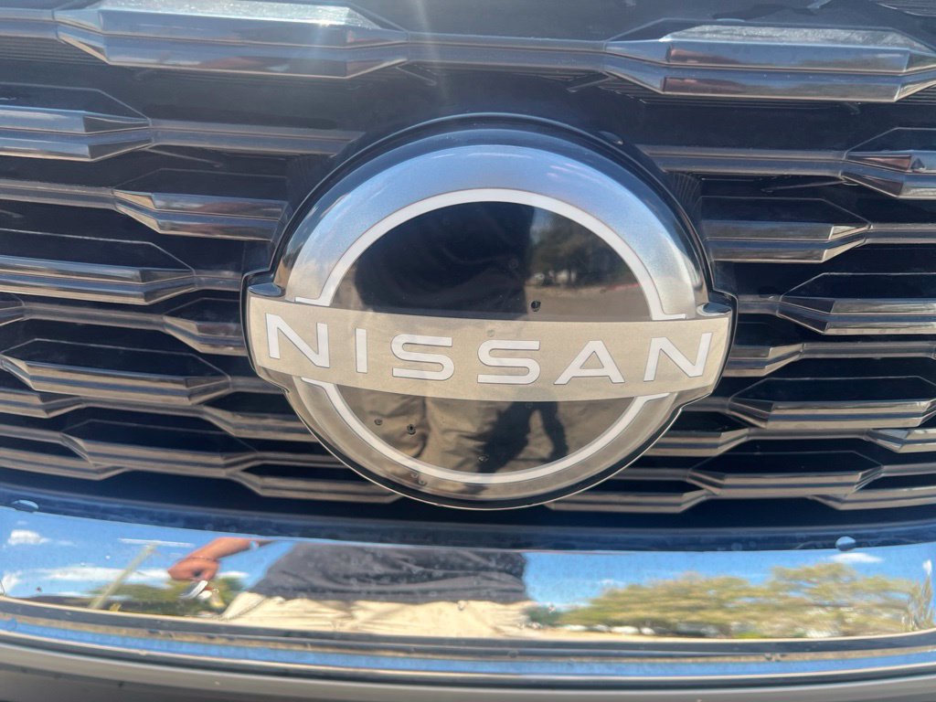 Used 2023 Nissan Rogue SV AWD/4WD image 40