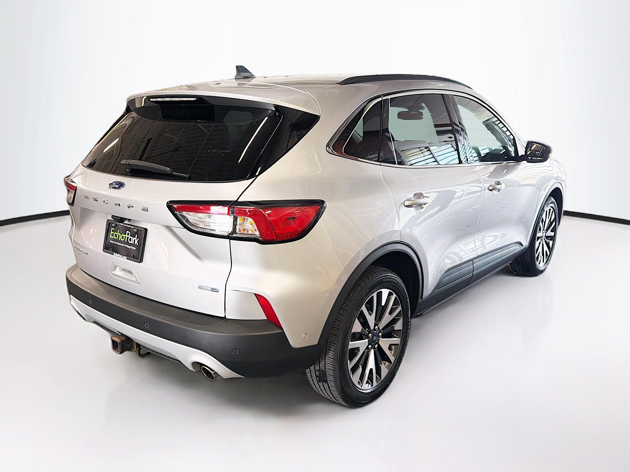 Used 2020 Ford Escape Titanium AWD/4WD image 9
