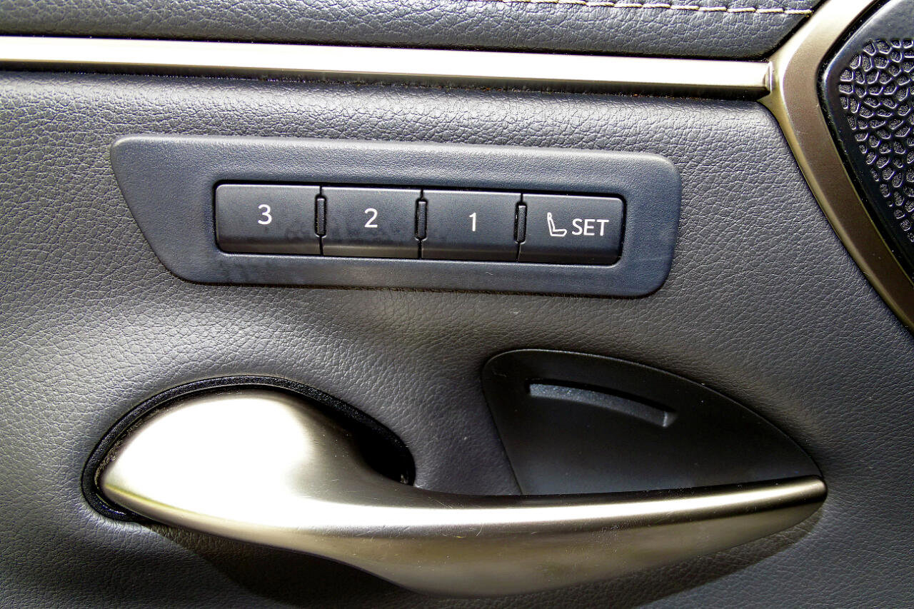 Used 2019 Lexus ES 350 image 14