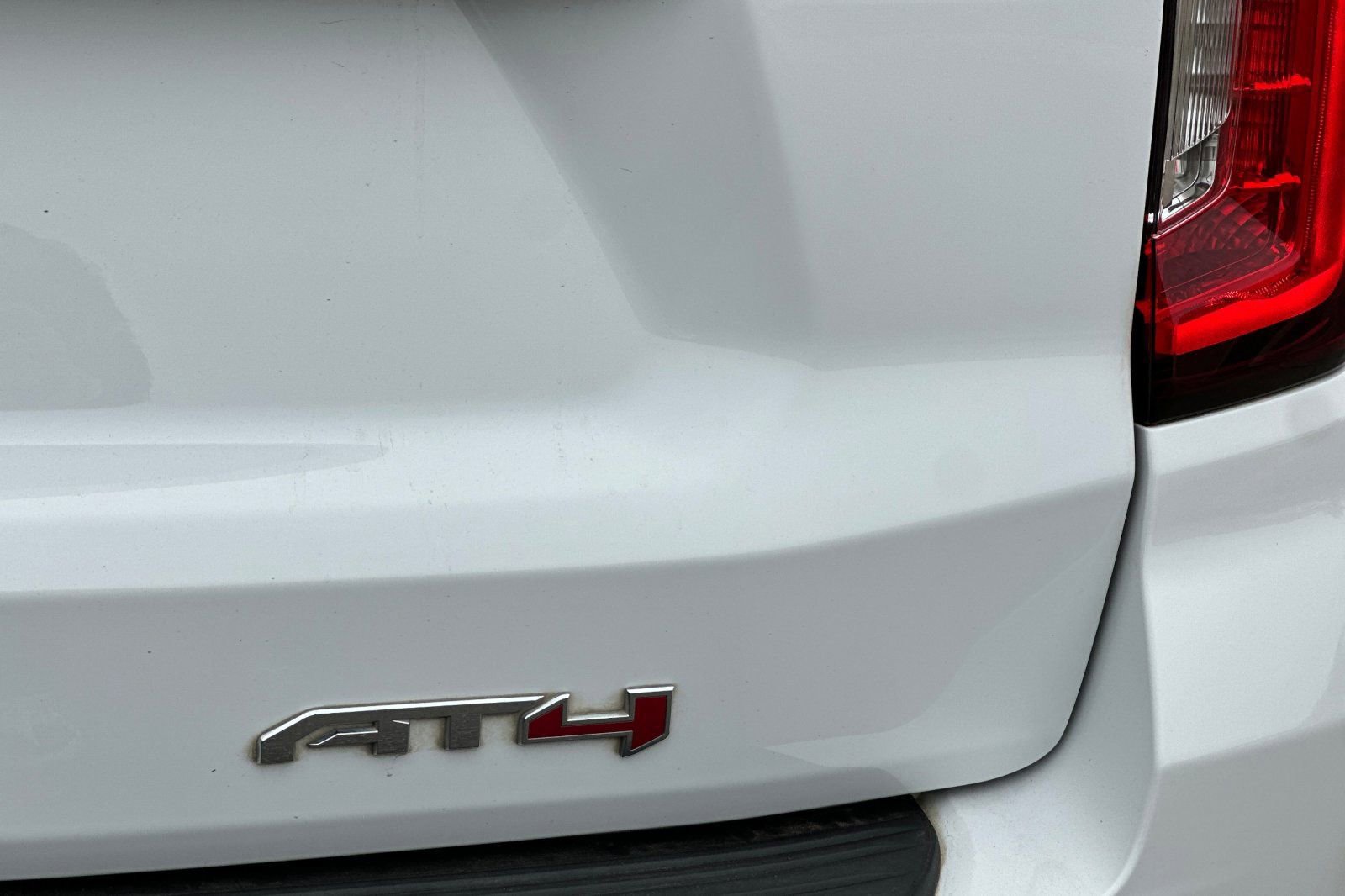 Used 2023 GMC Yukon AT4 w/ AT4 Premium Package image 31