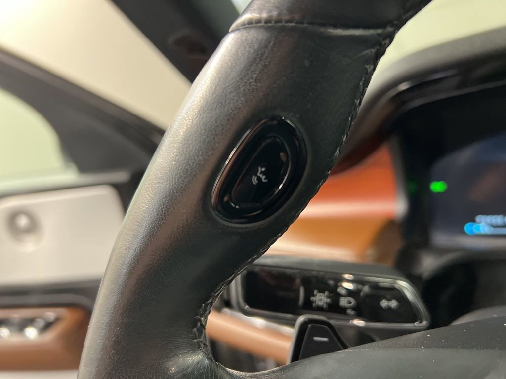 Certified 2021 Lincoln Aviator Reserve w/ Equipment Group 202A AWD/4WD image 19