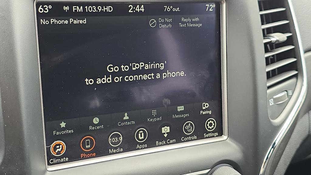 Used 2018 Jeep Grand Cherokee Altitude AWD/4WD image 22
