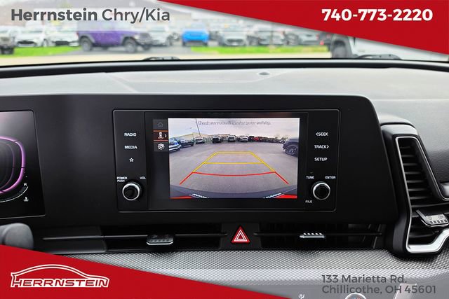 Used 2023 Kia Sportage LX image 16