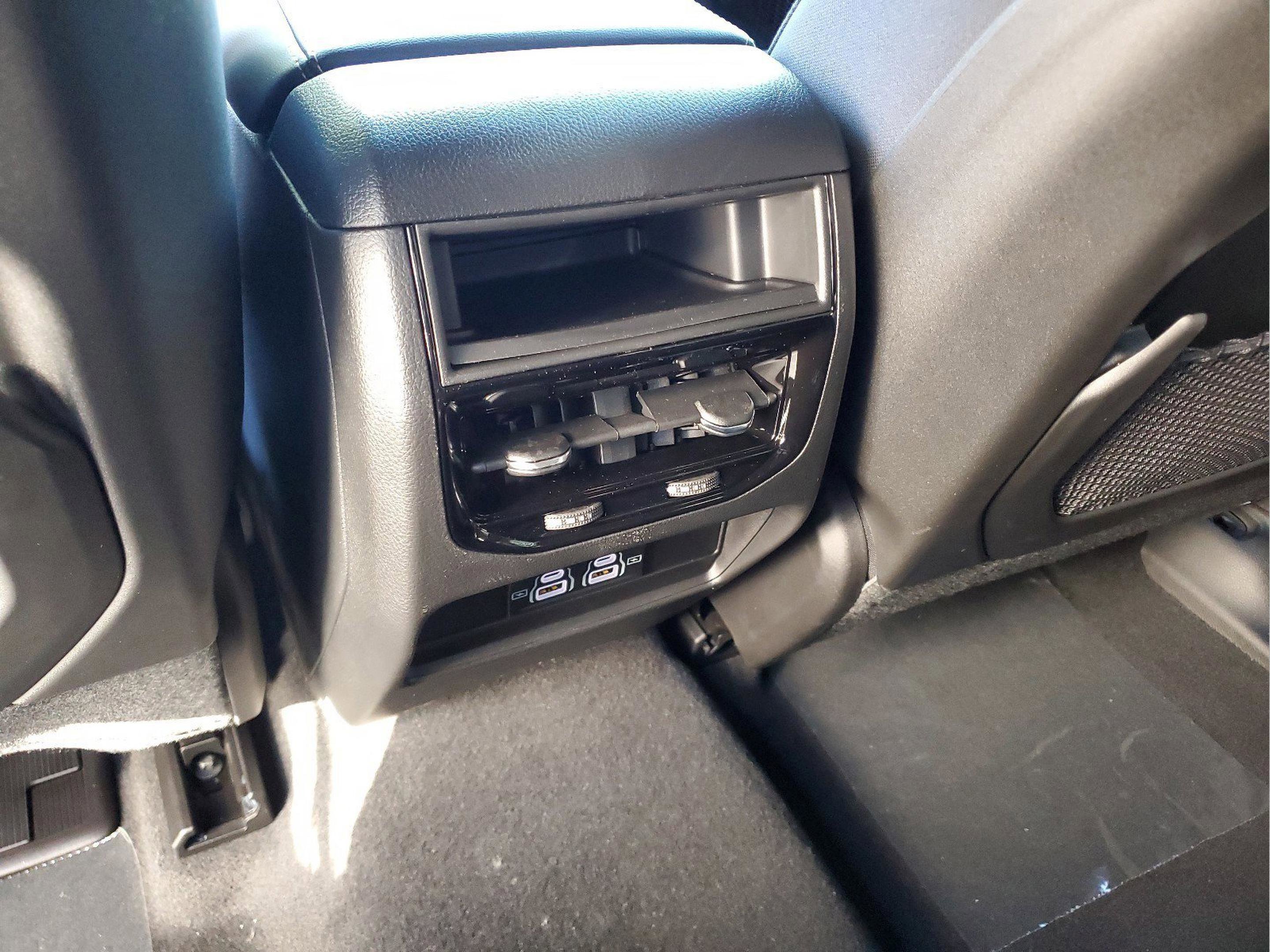 New 2025 Jeep Grand Cherokee Laredo X image 16