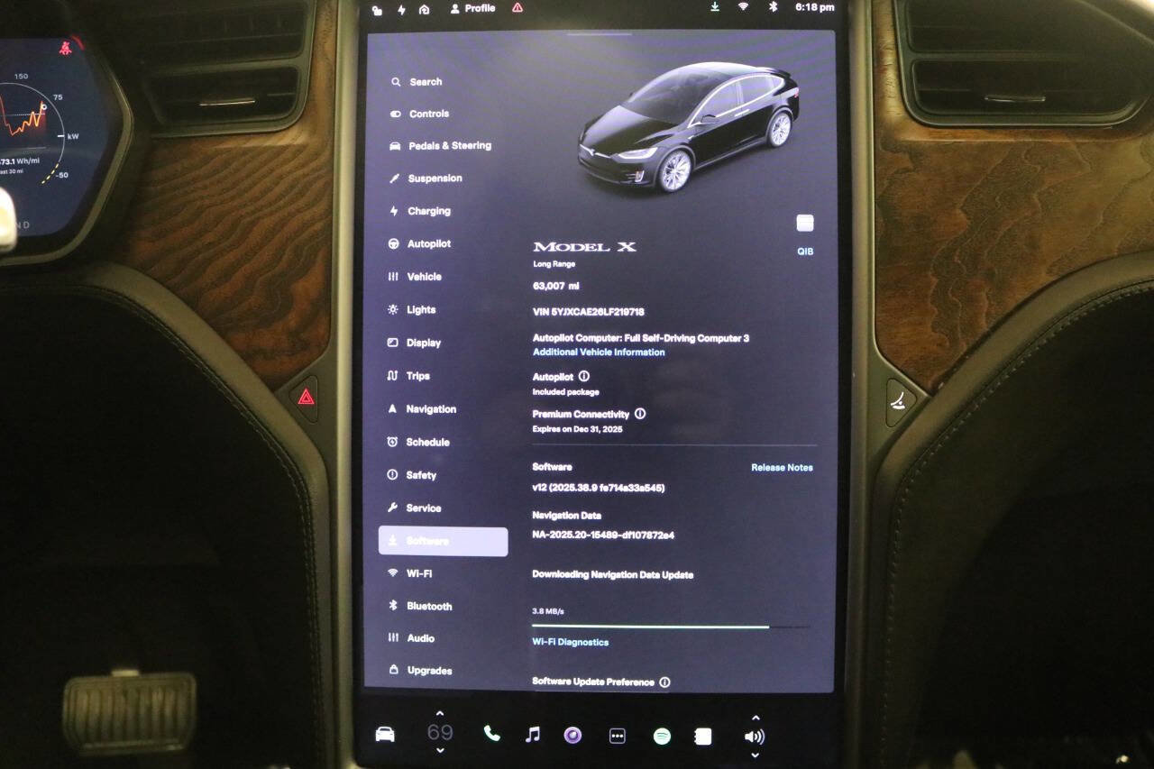 Used 2020 Tesla Model X image 49