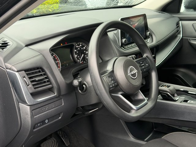 Used 2024 Nissan Rogue S AWD/4WD image 12