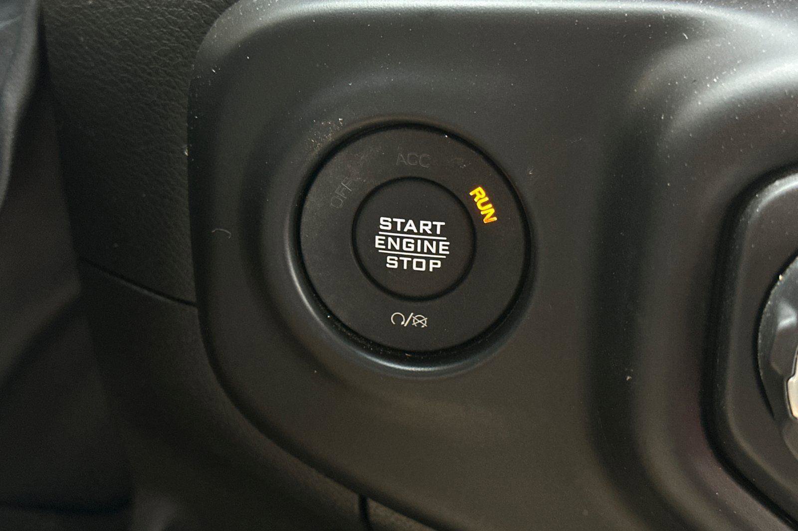 Used 2023 Jeep Wrangler Unlimited Rubicon 4xe image 25