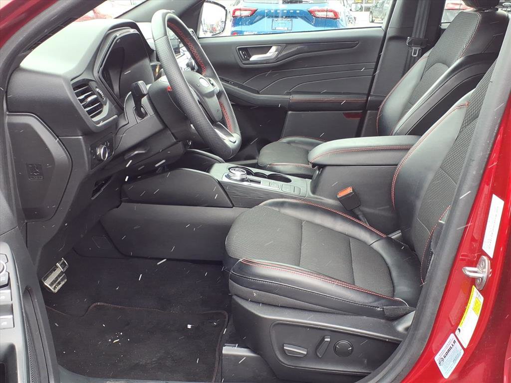 Certified 2023 Ford Escape ST-Line image 13