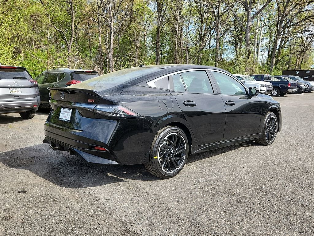 New 2026 Nissan Sentra SR FWD image 4