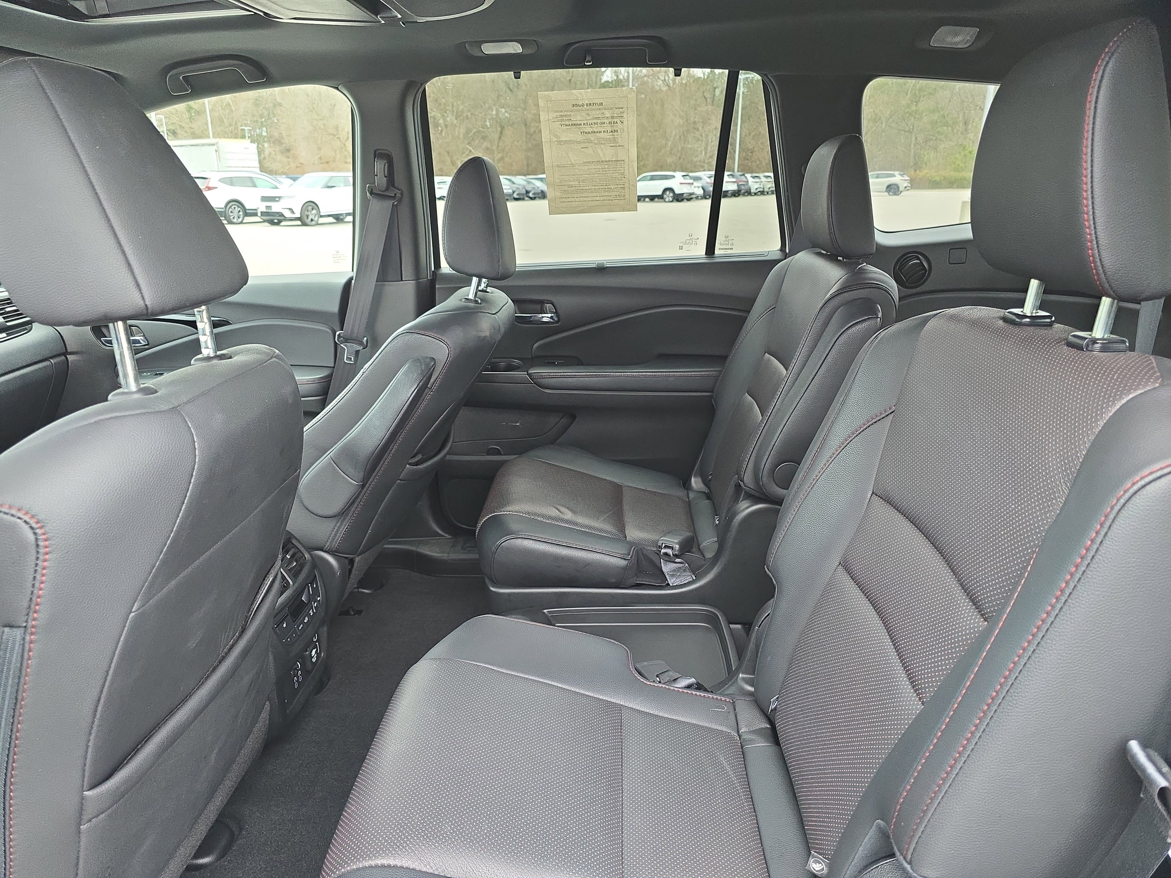 Used 2021 Honda Pilot Black Edition image 14