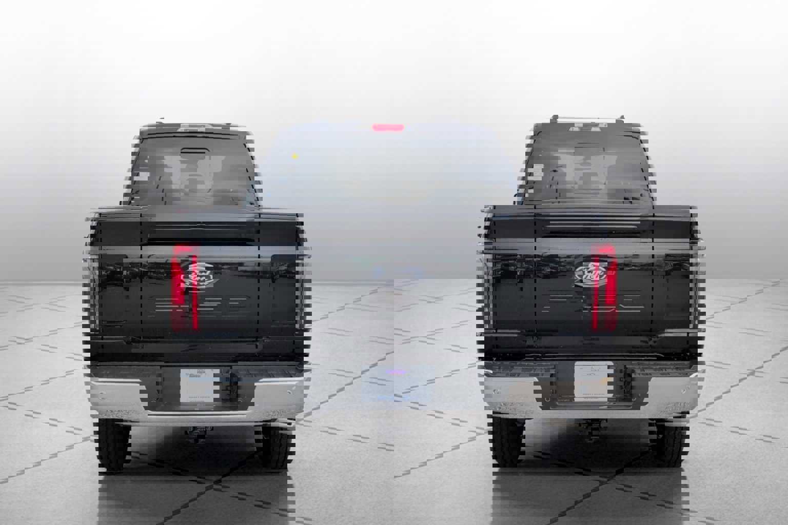 New 2025 Ford F150 Lariat w/ Equipment Group 502A High image 14