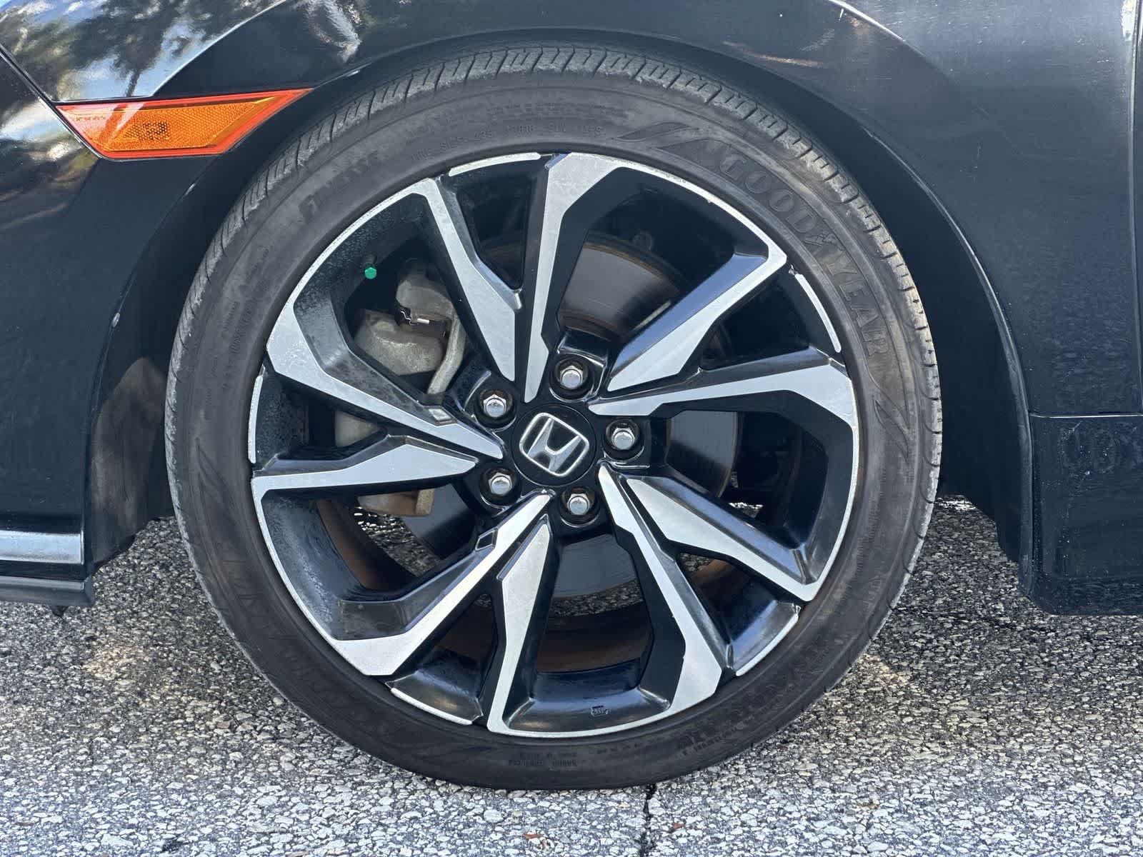 Used 2018 Honda Civic Si image 12