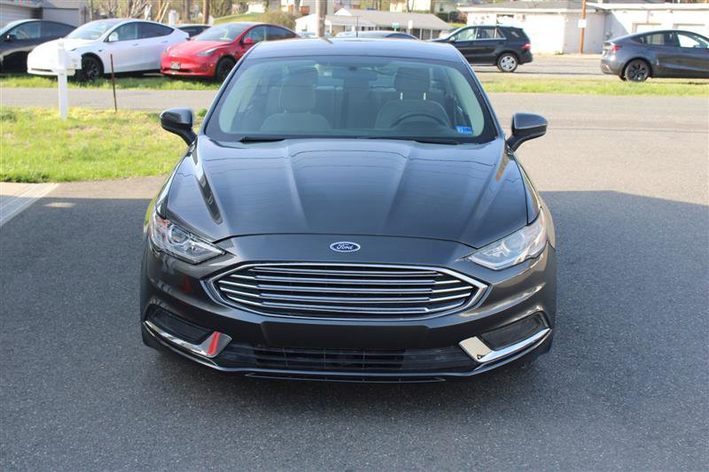 Used 2018 Ford Fusion S image 3