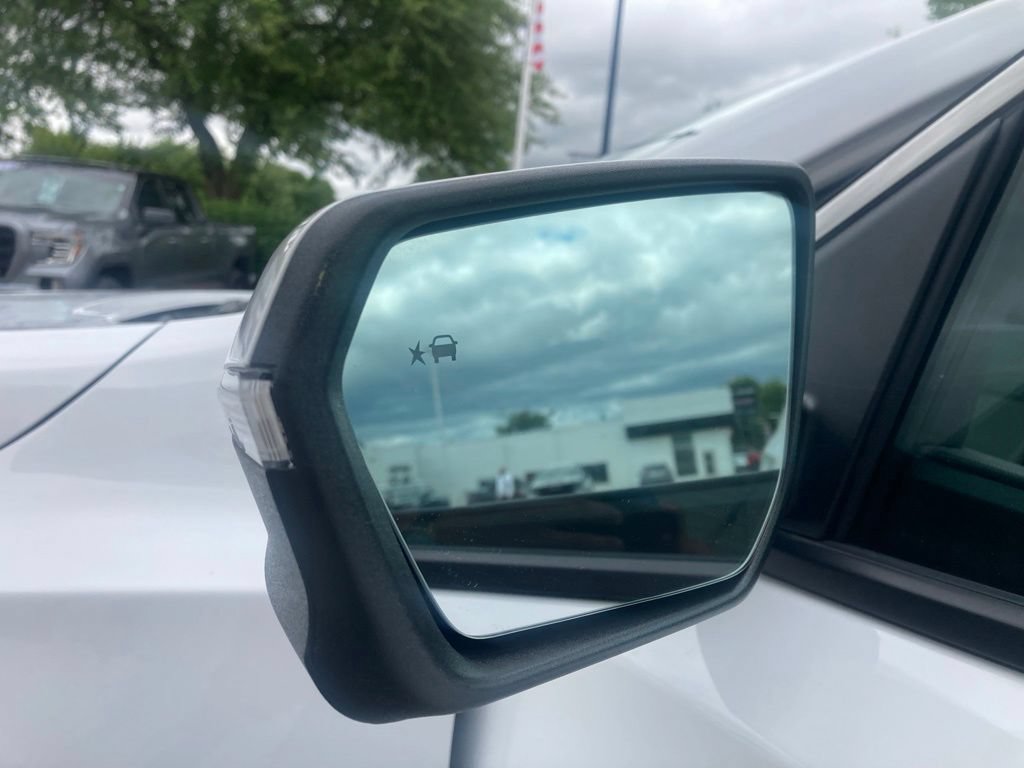 Certified 2023 GMC Terrain SLT w/ Infotainment Package II FWD image 21