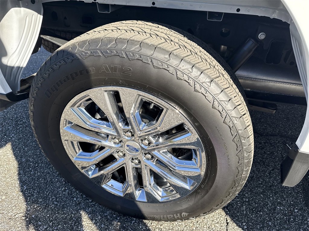 Used 2024 Ford F150 Lariat w/ FX4 Off-Road Package image 18