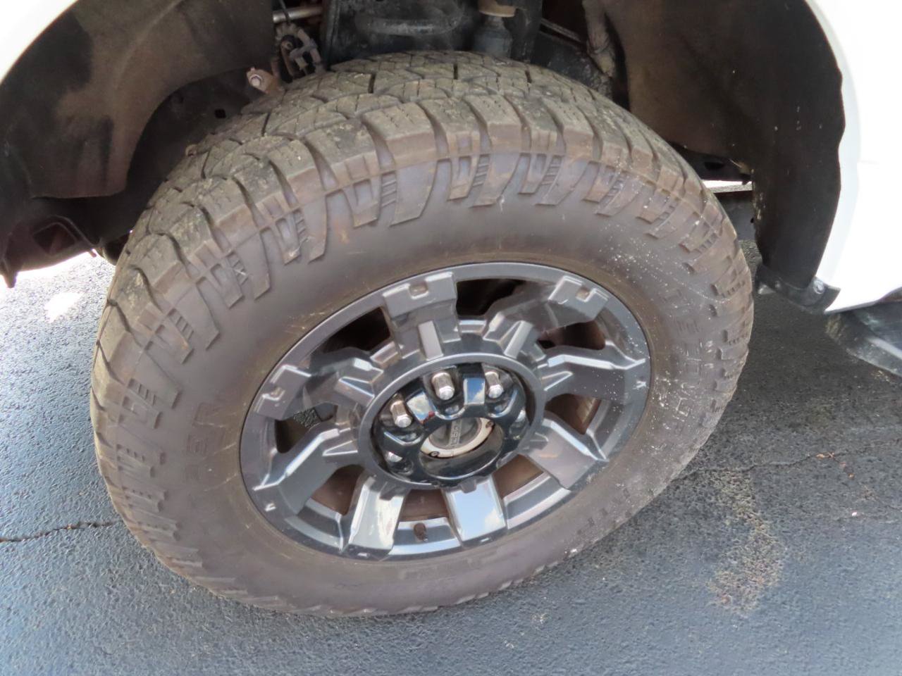 Used 2024 Ford F250 XL w/ STX Appearance Package AWD/4WD image 11