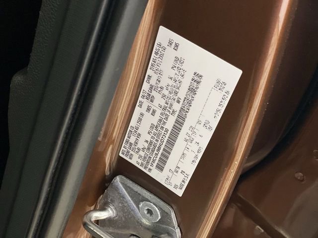 Used 2017 Ford Escape Titanium w/ Equipment Group 301A AWD/4WD image 20