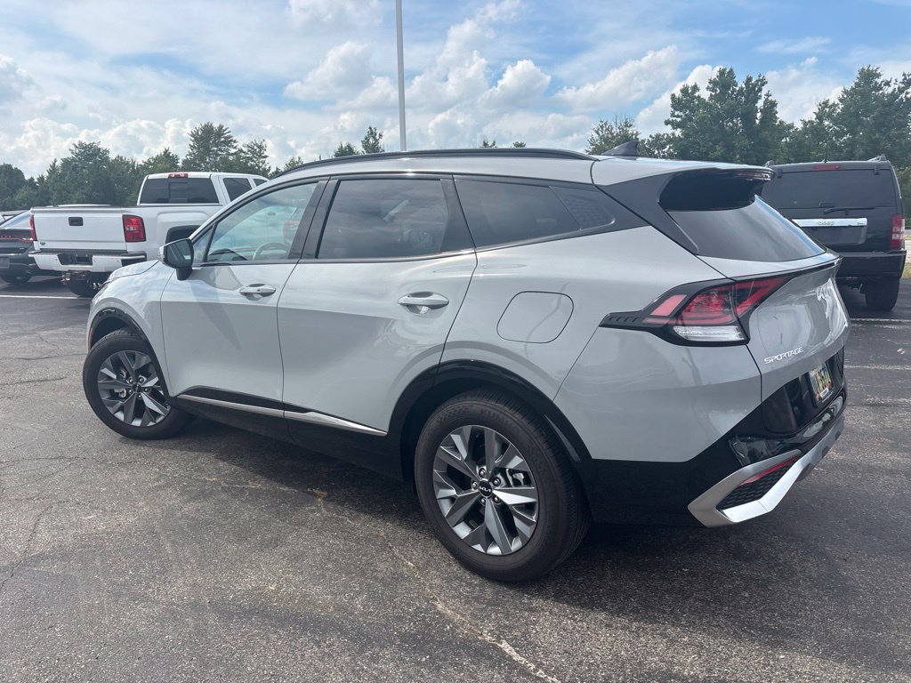 Certified 2025 Kia Sportage SX FWD image 10