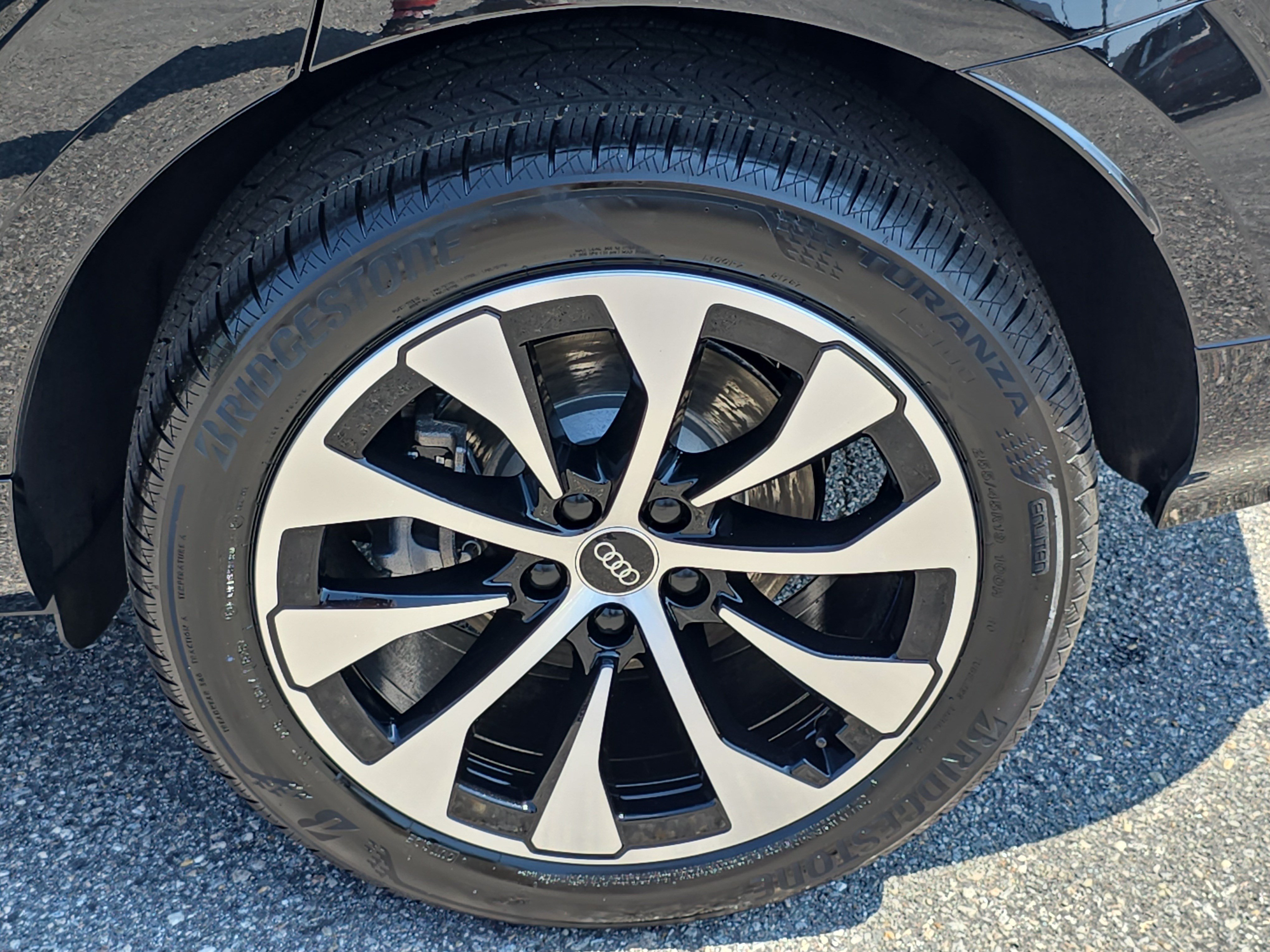 New 2026 Audi Q3 quattro 2.0T AWD/4WD image 34