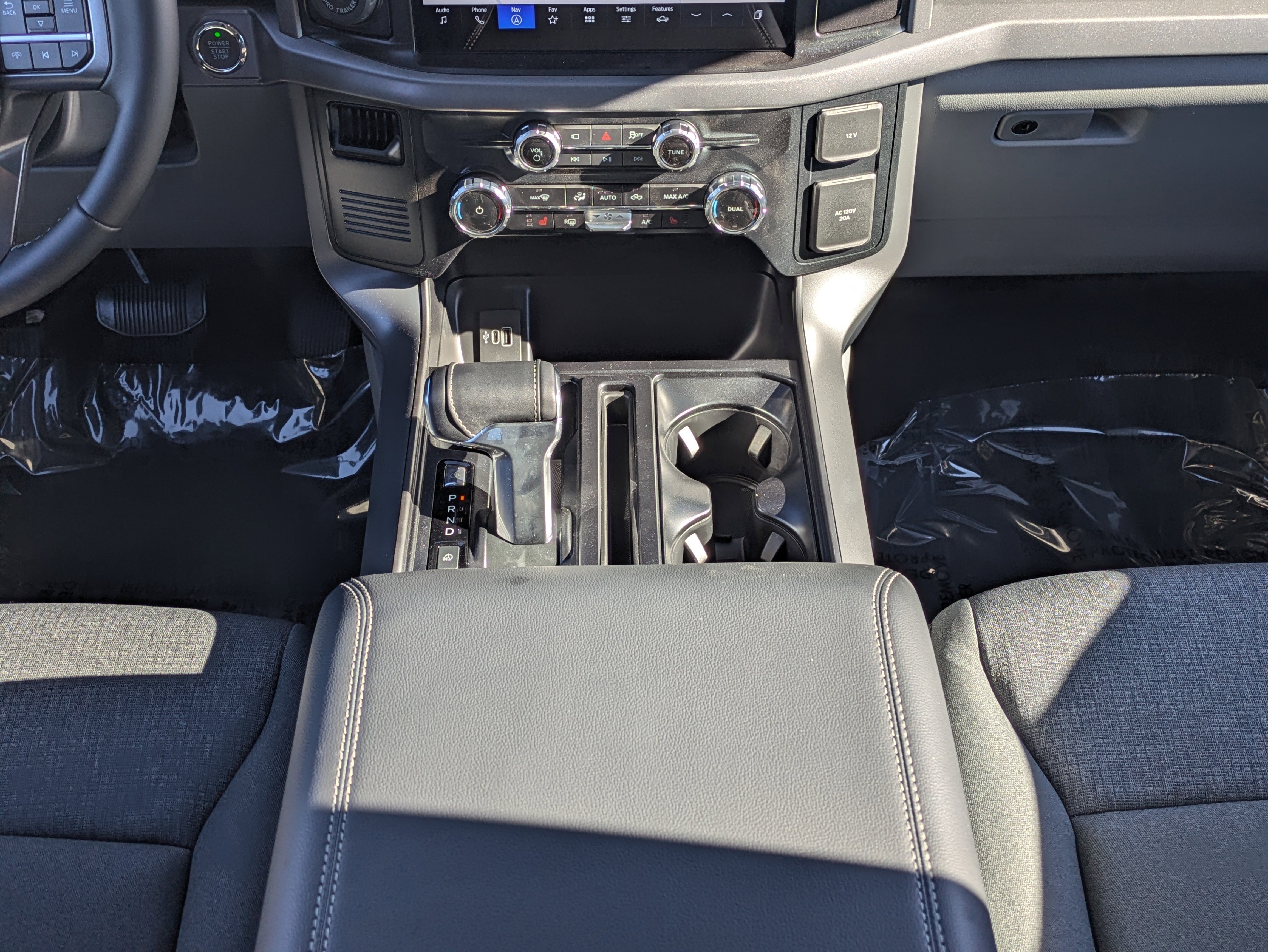 New 2025 Ford F150 Lightning XLT image 21