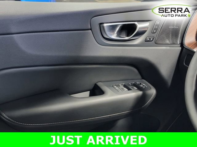Used 2024 Volvo XC60 B5 Ultimate AWD/4WD image 22