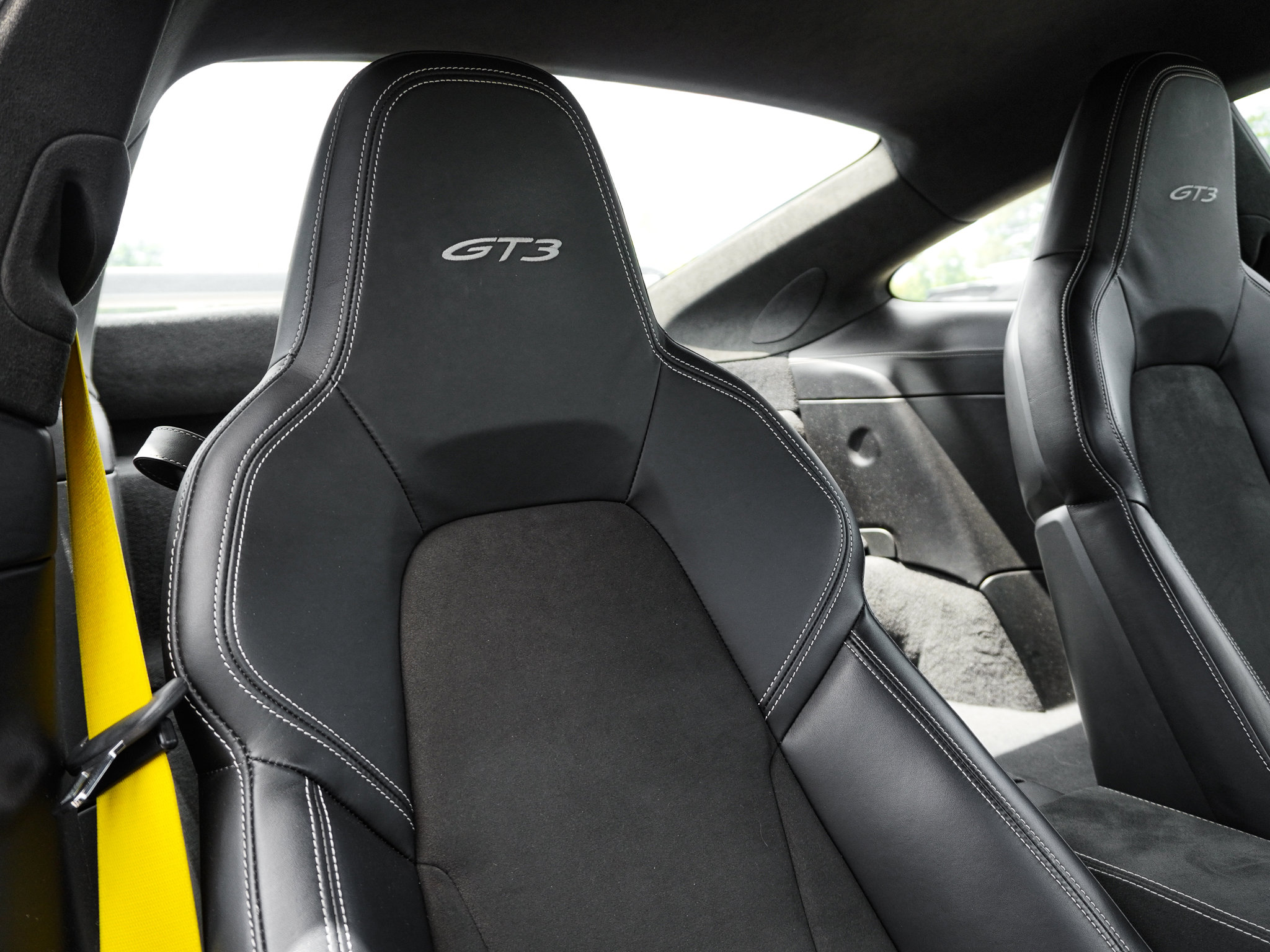 Used 2022 Porsche 911 GT3 RWD image 34