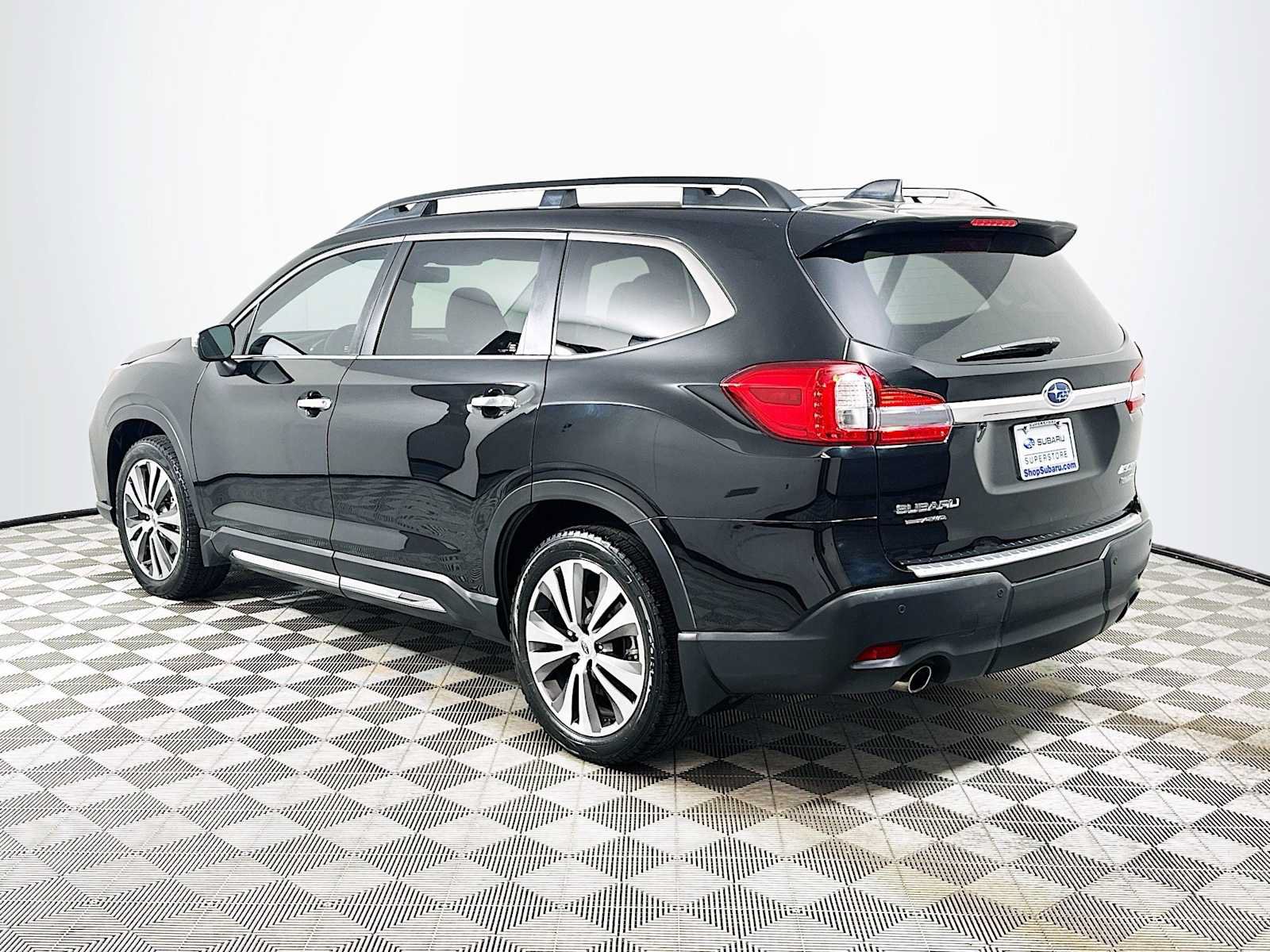 Used 2019 Subaru Ascent Touring w/ Popular Package #2 AWD/4WD image 5