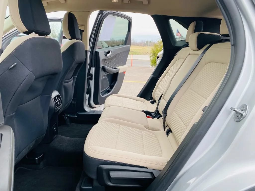 Used 2020 Ford Escape SE AWD/4WD image 17