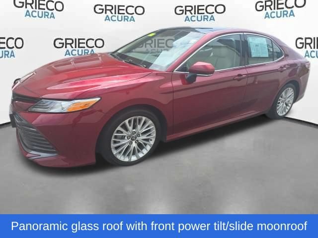 Used 2018 Toyota Camry XLE FWD image 3