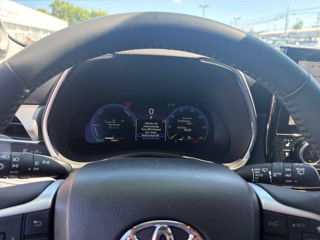 Used 2024 Toyota Highlander Platinum AWD/4WD image 19