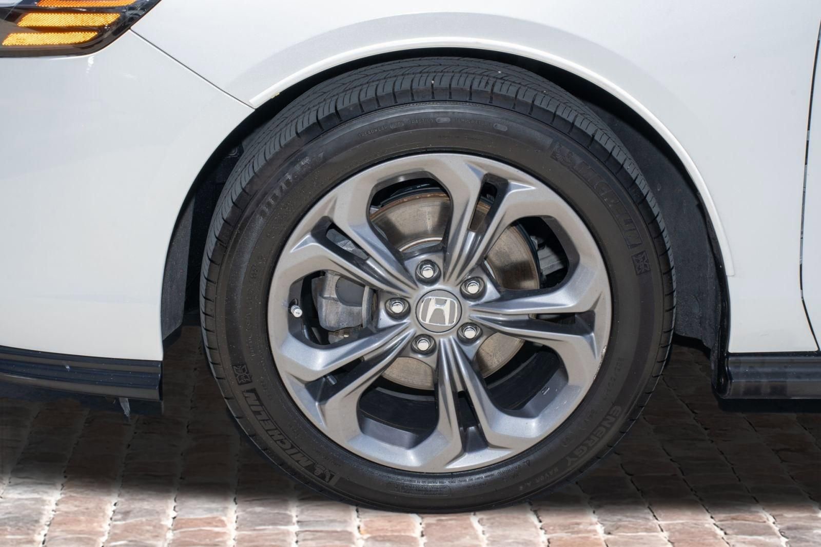 Certified 2023 Honda Accord EX image 39