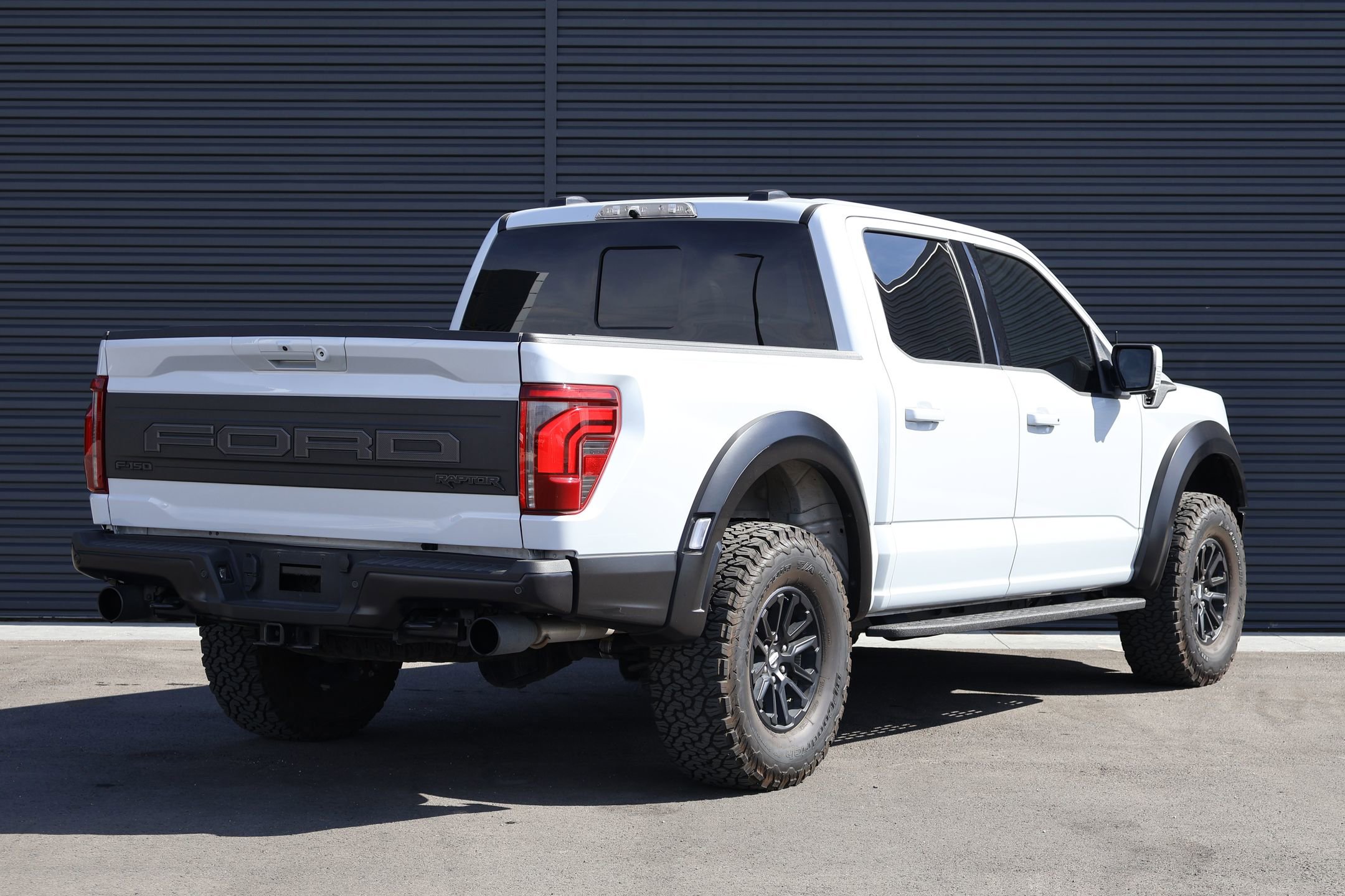 Used 2025 Ford F150 Raptor image 5