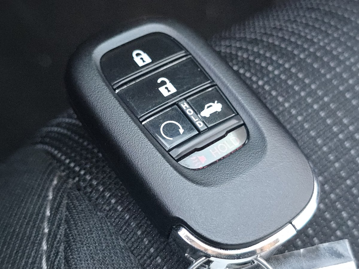 Used 2022 Honda Civic EX image 32