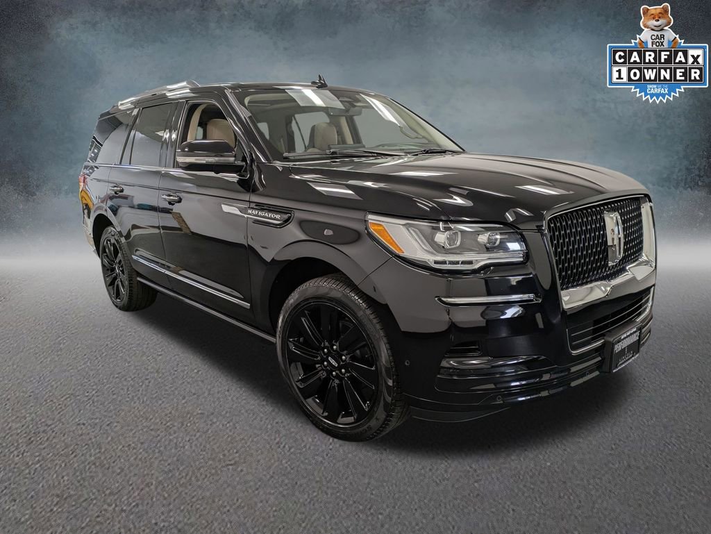 Certified 2022 Lincoln Navigator Reserve image 3