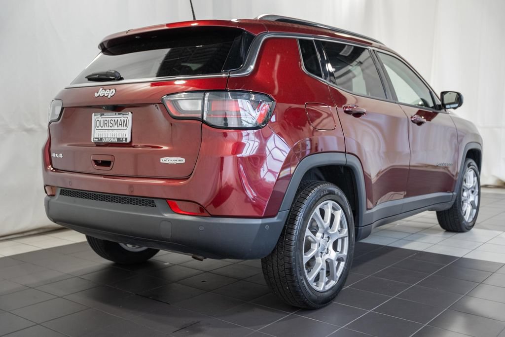 Certified 2022 Jeep Compass Latitude w/ Sun and Sound Group AWD/4WD image 4