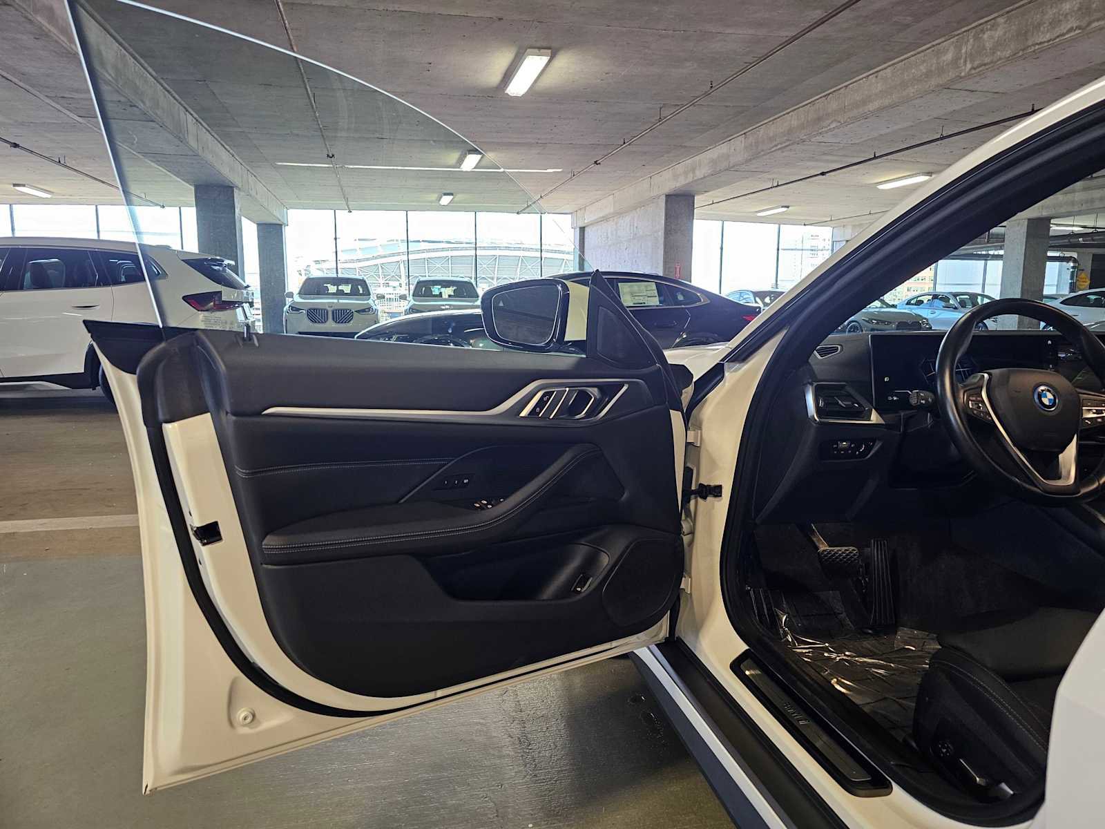 Used 2023 BMW i4 eDrive35 RWD image 29