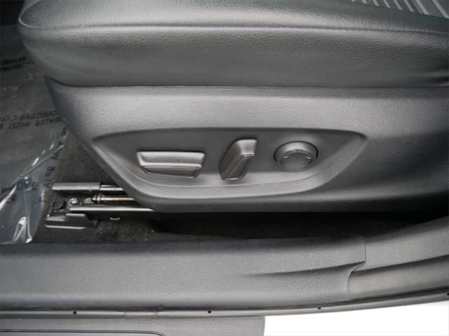 Certified 2024 Toyota Camry SE image 15