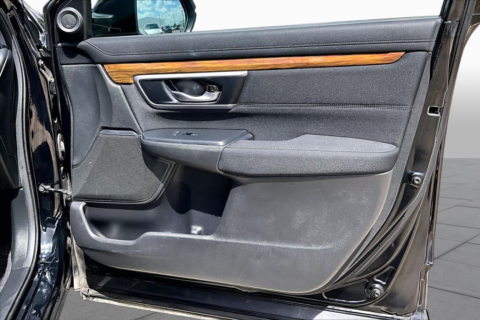Used 2017 Honda CR-V EX image 21
