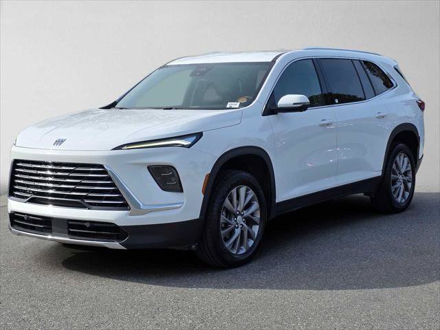 Used 2025 Buick Enclave Preferred AWD/4WD image 7