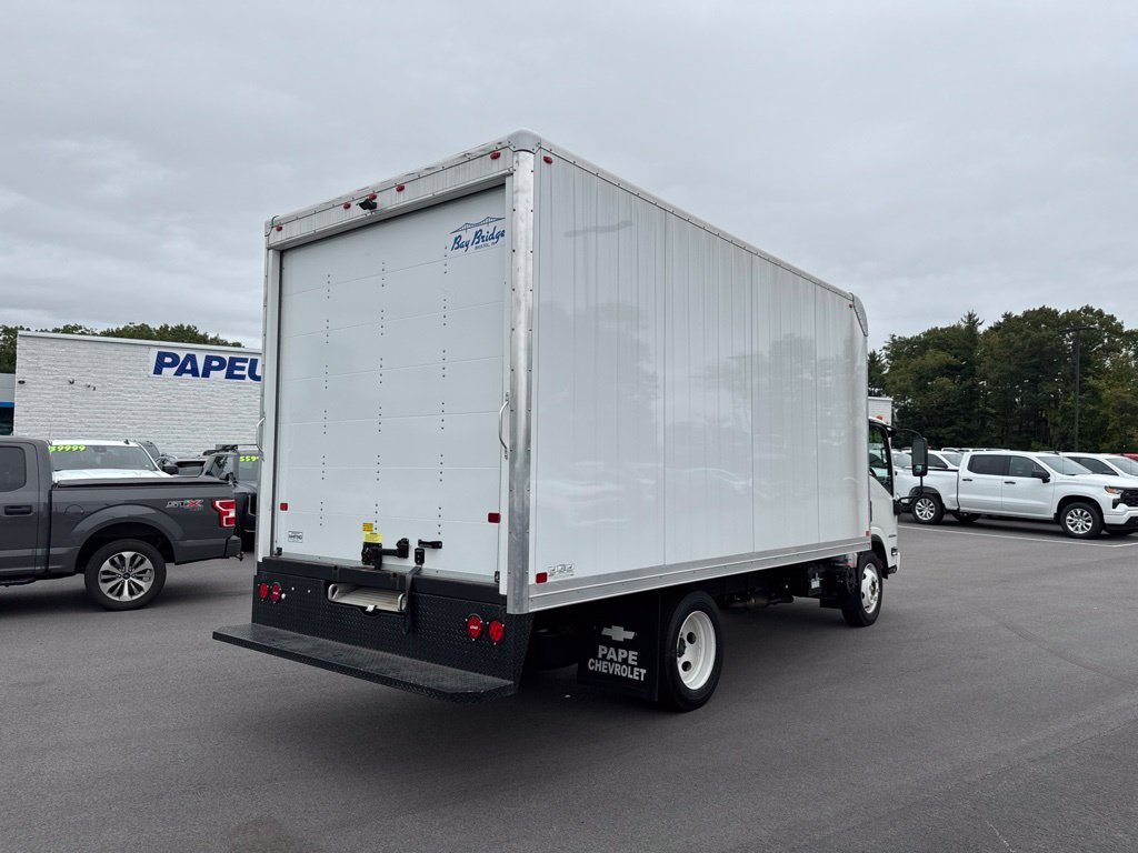 Used 2024 Chevrolet Low Cab Forward RWD image 4
