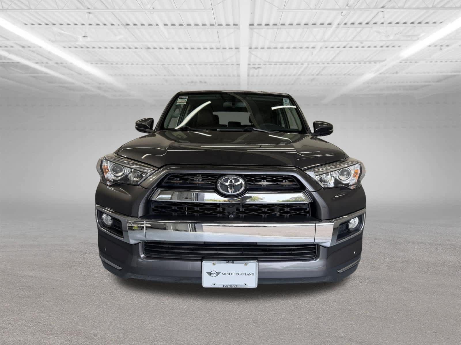 Used 2019 Toyota 4Runner Limited AWD/4WD image 7