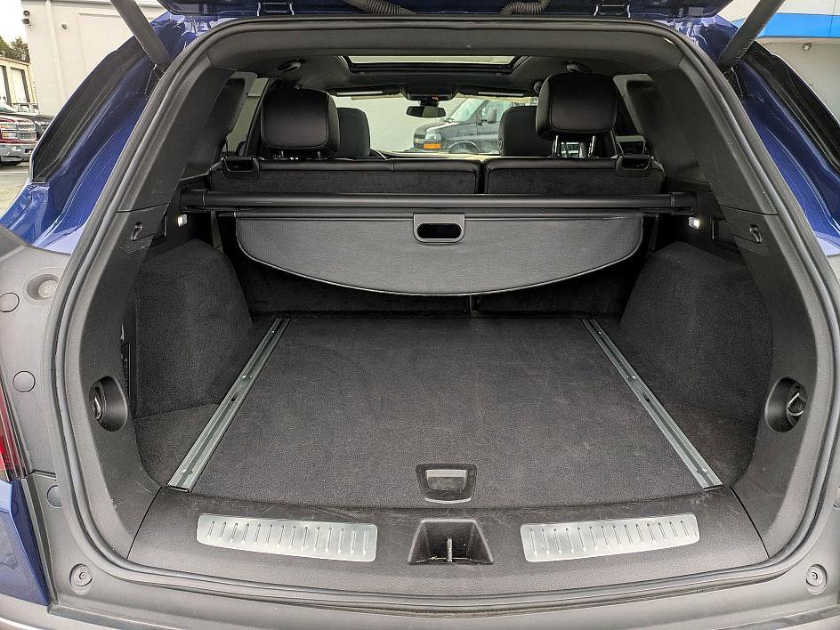 Certified 2025 Cadillac XT5 Premium Luxury image 28