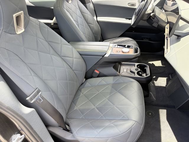 Certified 2023 BMW iX xDrive50 w/ Premium Package AWD/4WD image 12