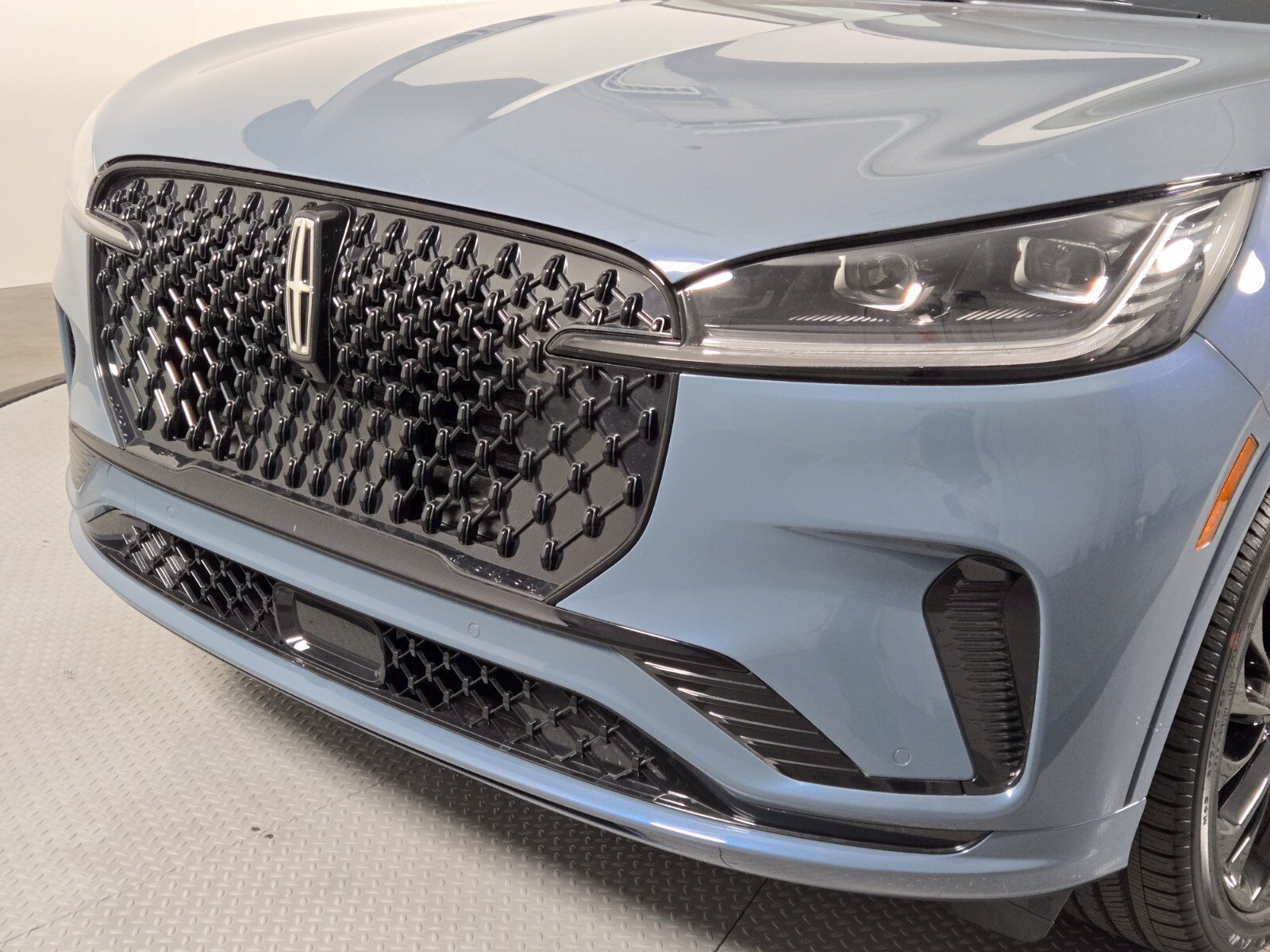 New 2026 Lincoln Aviator Reserve AWD/4WD image 10