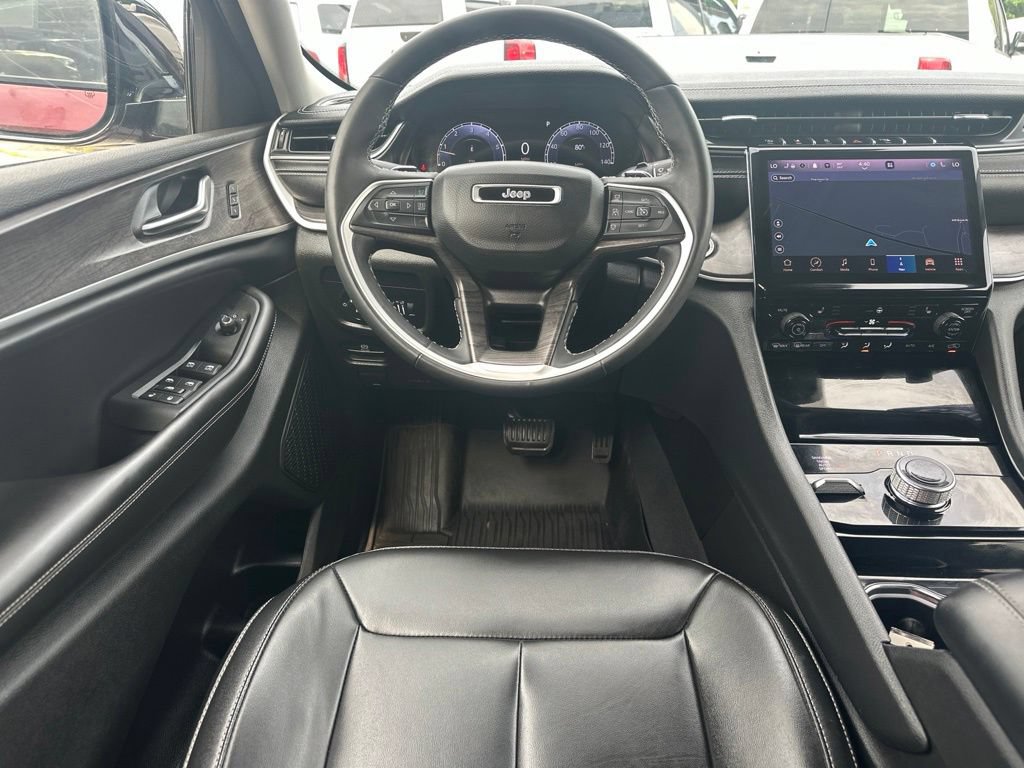 Used 2023 Jeep Grand Cherokee Limited AWD/4WD image 20